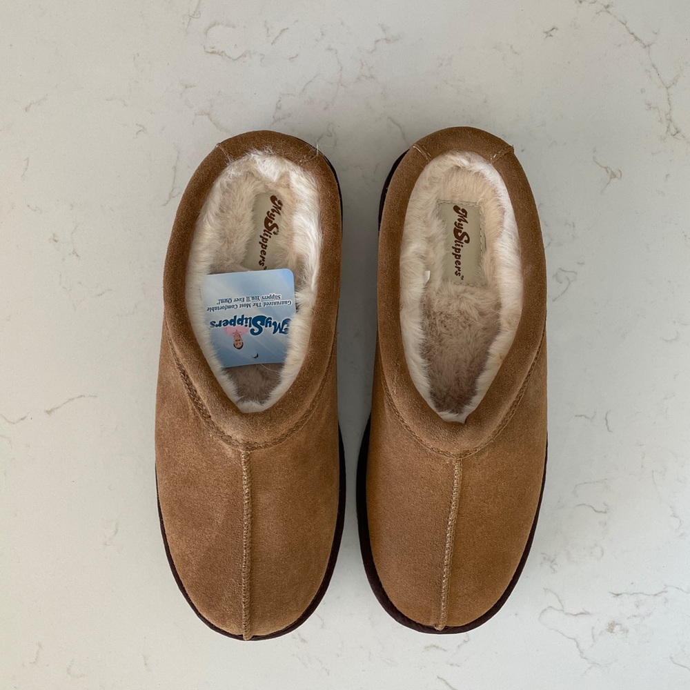 My Pillow slippers NWT